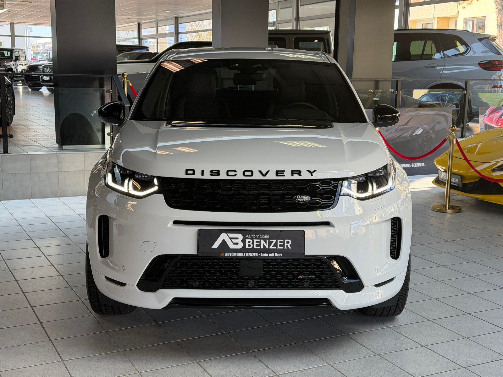 Fahrzeugabbildung Land Rover Discovery Sport R-Dynamic /MERIDIAN/CARPLAY/KAM