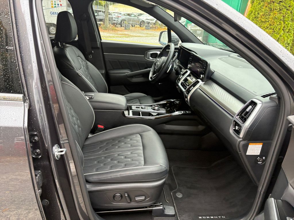 Fahrzeugabbildung Kia Sorento 1.6 T-GDI Plug-In Hybrid Platinum 4WD EU