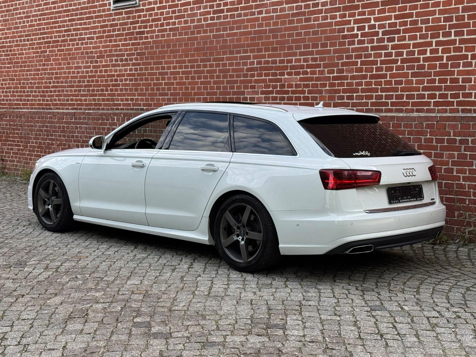 Audi A6 Avant S-line 3.0 TDI 218ch - Toi ouvrant panoramique - Alcantara - Carnet entretien - Pneus toutes saisons - Hayon éléctrique
