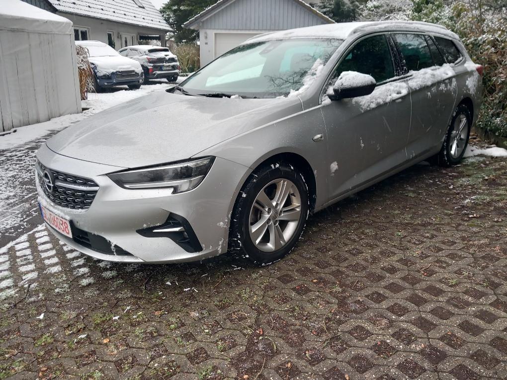 Opel Insignia B Sports Tourer 2.0 Diesel Elegance AHK