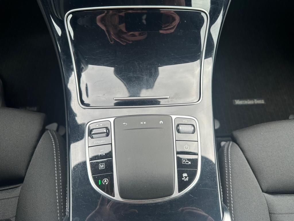 Fahrzeugabbildung Mercedes-Benz GLC 300 4M Navi LED SHZ KAM KeyLess RDK LM