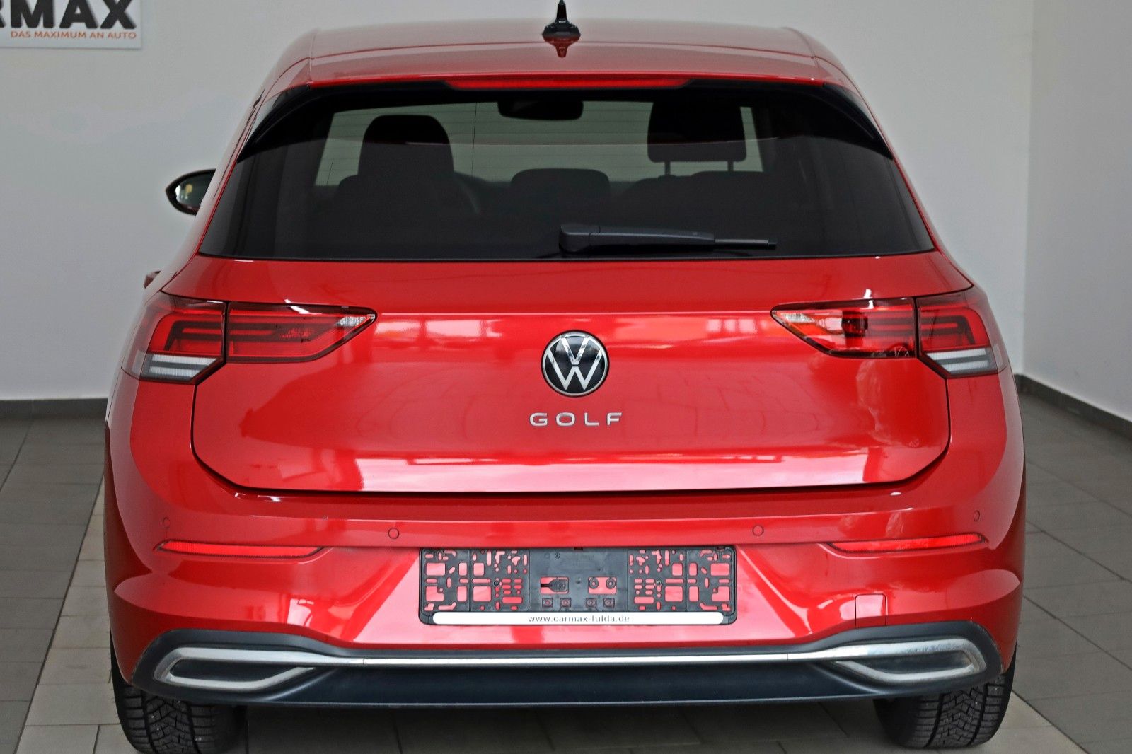 Fahrzeugabbildung Volkswagen Golf VIII Lim. Active Navi,LED,SH,PDC,ACC,SR+WR