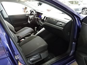 Fotografie 4 des VW Polo 1.0 TSI Life*LED*SHZ*PDC*Klima