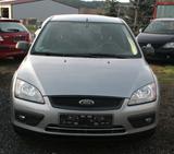 Ford Focus Lim. 1,6 Trend Klima+Tempom+8xAlu - Ford Focus aus 2005: Trend