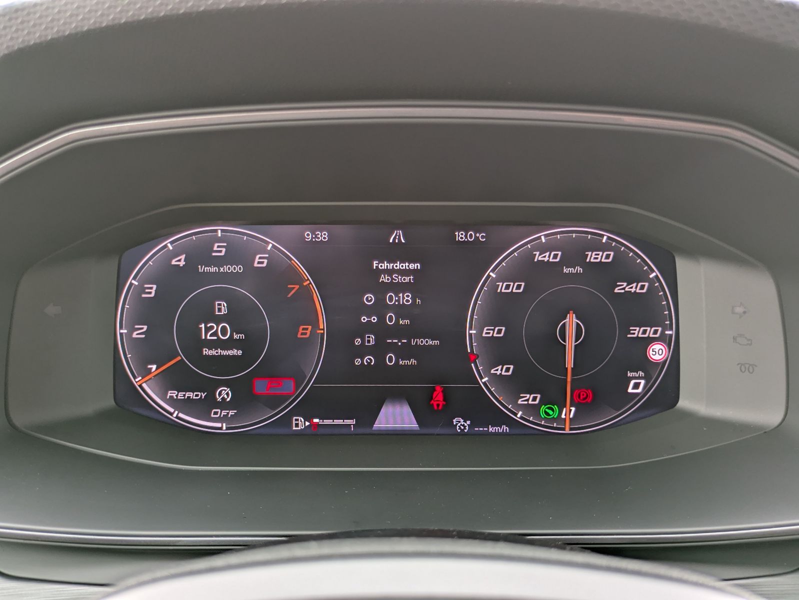 Fahrzeugabbildung CUPRA Leon 1.5 eTSI DSG MATRIX-LED*ACC*AHK*KAMERA*18"