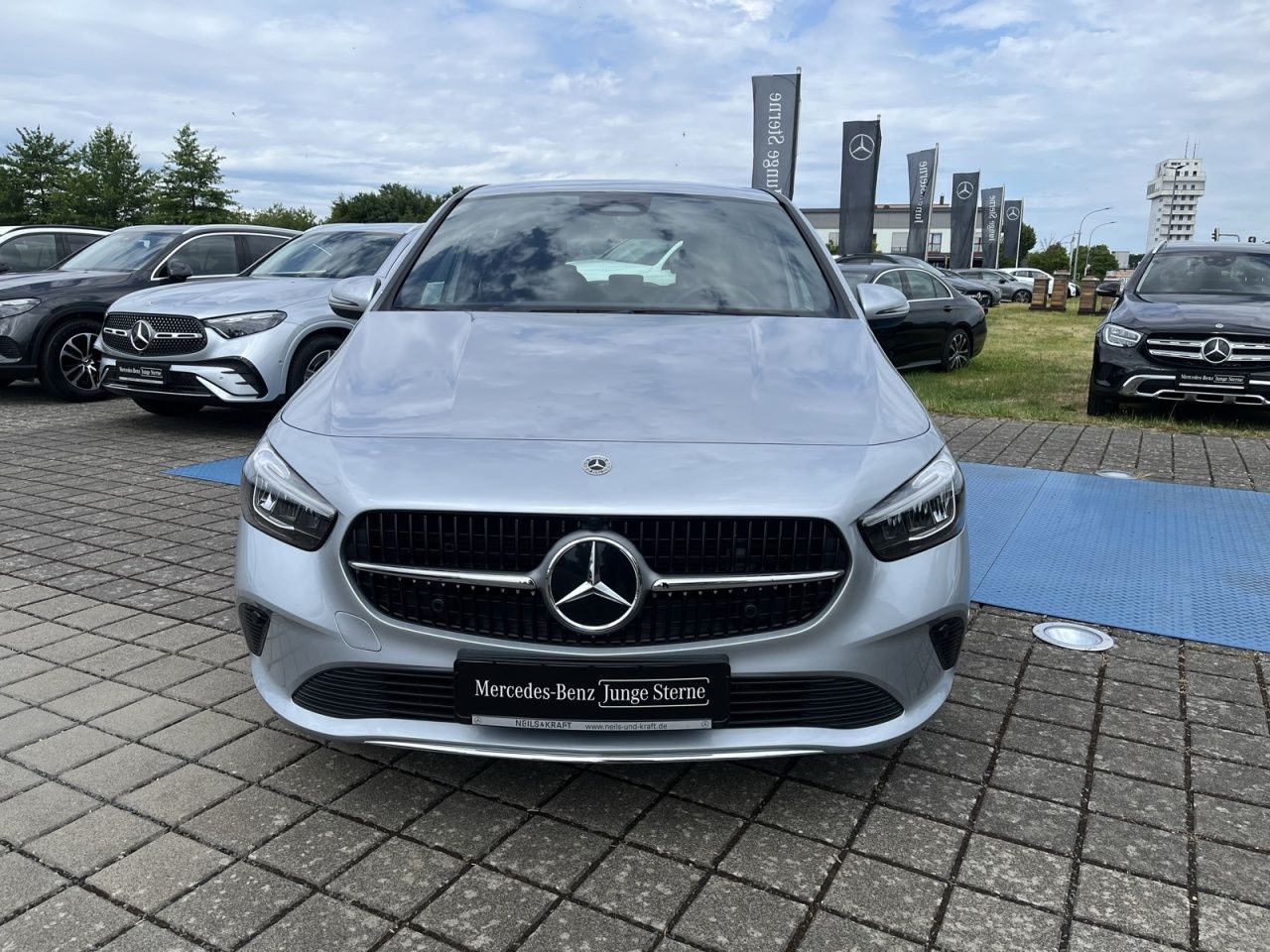 Mercedes-Benz B 200 d PROGRESSIVE+TOTW+AMBIENTE+AHK+DISTRONIC imagem 3