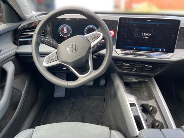 Fahrzeugabbildung Volkswagen Passat Variant Business 1.5 TSI 110kW 7-Gang DSG