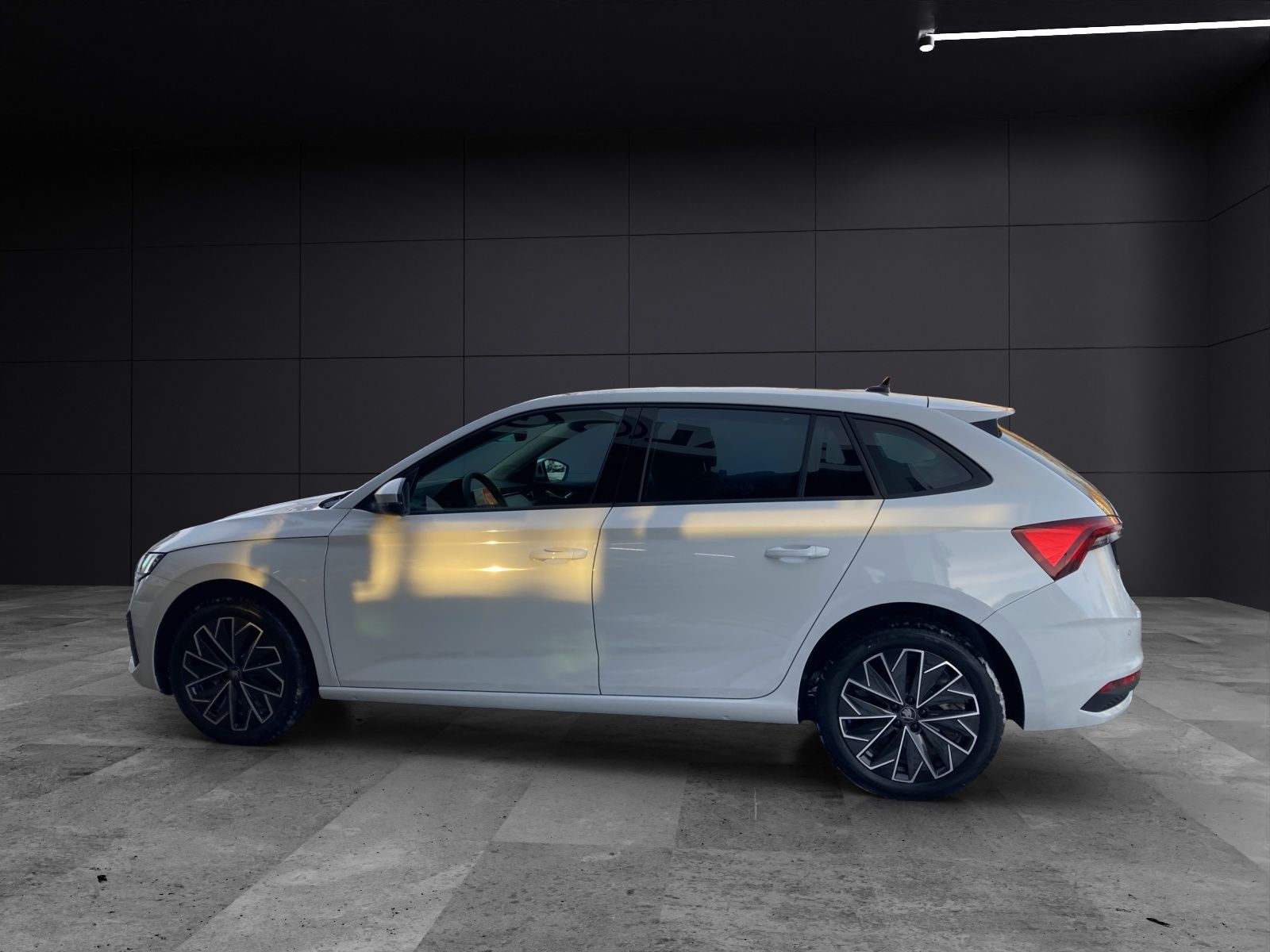 Fahrzeugabbildung SKODA Scala Selection LED, Navi, ACC, LED-Scheinwerfer