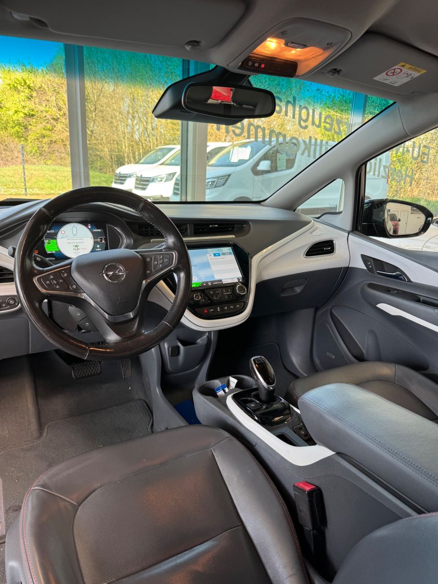 Fahrzeugabbildung Opel Ampera-e Ampera -e Executive 60 KWH/NEU BATTERIE