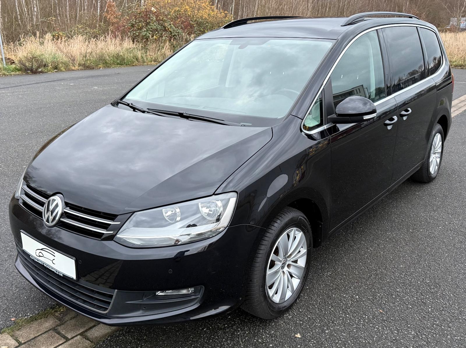 Volkswagen Sharan Comfortline DSG 7 Sitze Navi Ahk