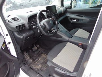 Bild 8 Citroën Berlingo Feel XL