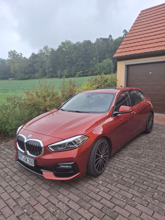 Image of BMW 120