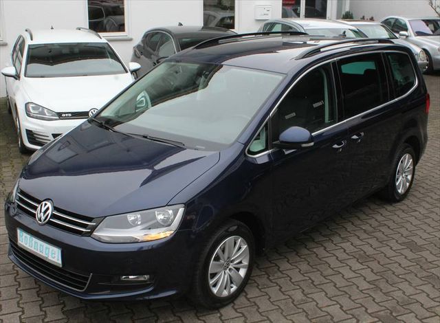 Volkswagen Sharan 2,0 TDI Comfortline 7-Sitzer Navi Sitzhzg