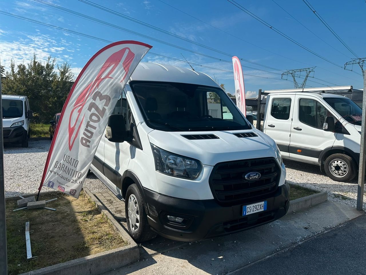 Ford Transit 330 2.0TDCi EcoBlue 130CV PL-TM-DC imagem 3