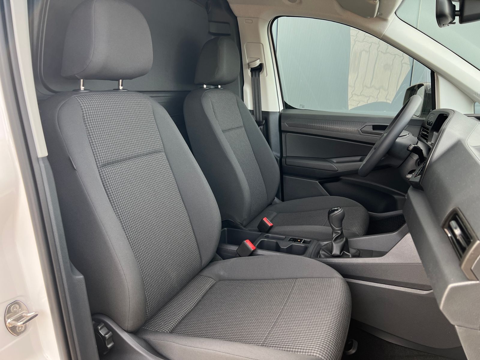 Fahrzeugabbildung Volkswagen Caddy Cargo Maxi 2.0 TDI *AHK, Klima, AppConnect
