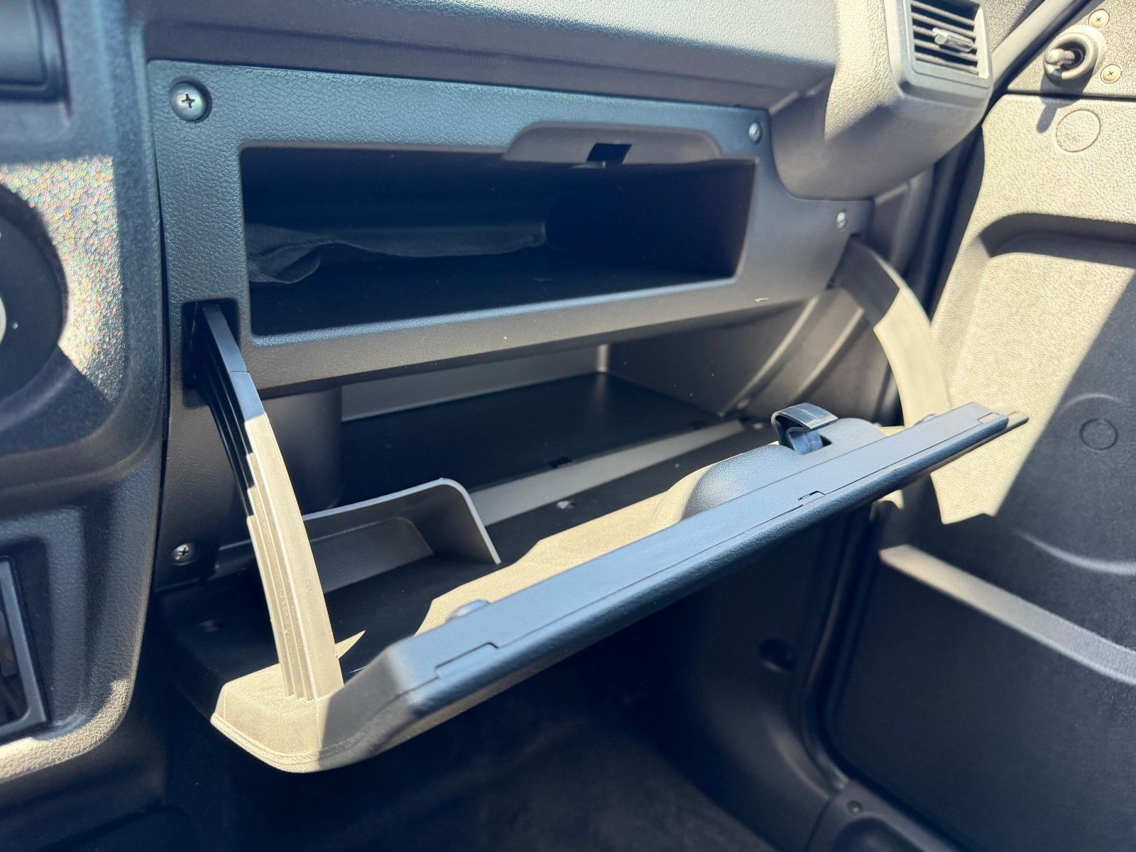 Fahrzeugabbildung Lada LADA NIVA "PREMIUM PLUS" Sonderausst.  AET-2026!