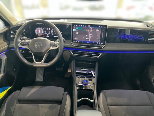 Fahrzeugabbildung Volkswagen Tiguan 1.5 eTSI DSG ELEGANCE AHK IQ.DRIVE IQ.LIG