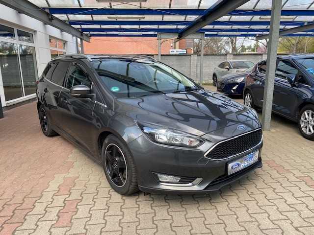 Ford Focus Turnier 1.5i, Titanium, AHK,Navi,GJ-Reifen