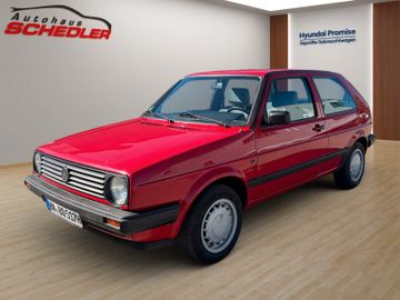 Volkswagen Golf - 1