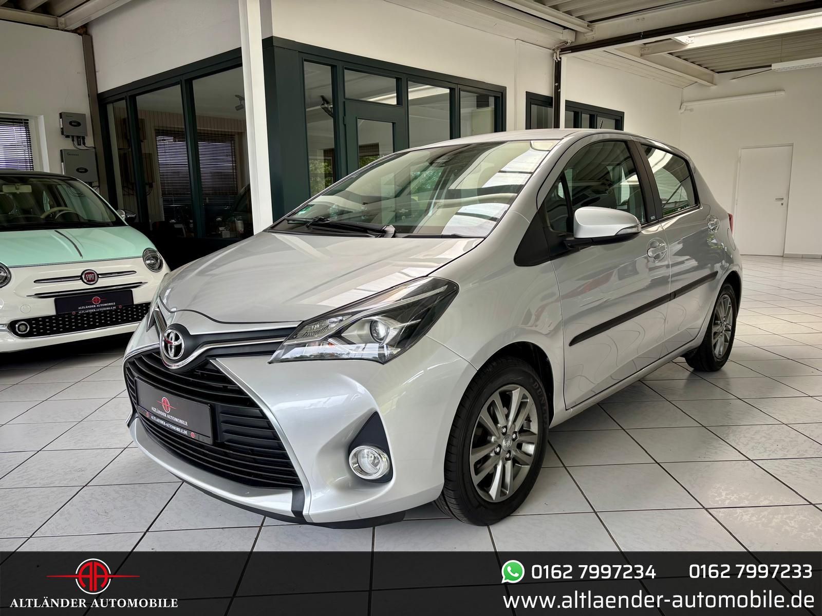 TOYOTA Yaris