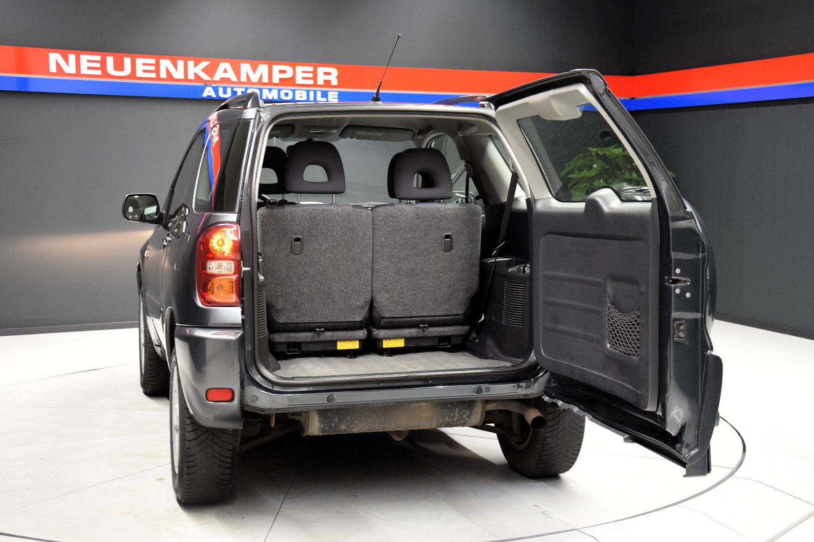 Fahrzeugabbildung Toyota RAV4 1.8 Edition Klimaanlage           *1. HAND*