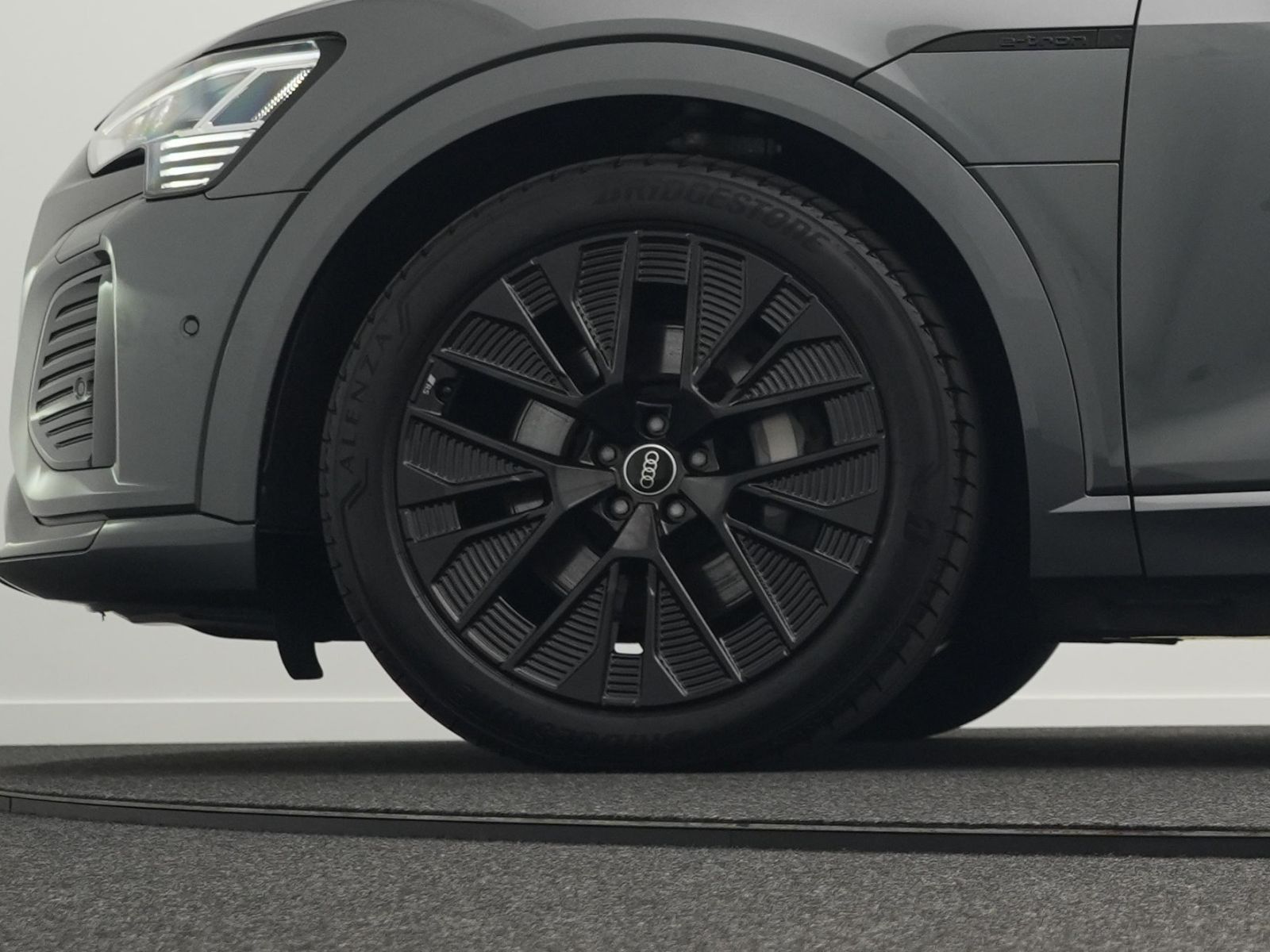Audi Q8 e-tron - Bild 47