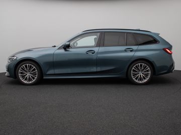 Fahrzeugabbildung BMW 320d Luxury Line Kamera HUD DAB HiFi Komfort LED