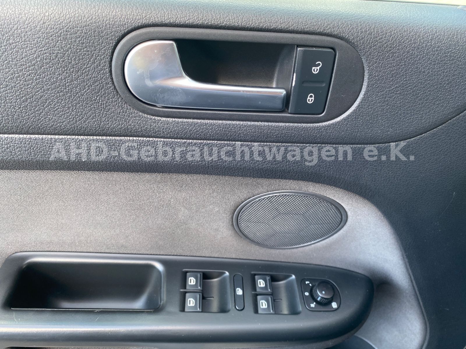 Fahrzeugabbildung Volkswagen Golf Plus VI Highline 1.4 TSI