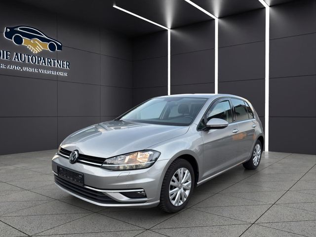 VW Golf VII 2.0 TDI Sound NAVI PDC KLIMA SHZ