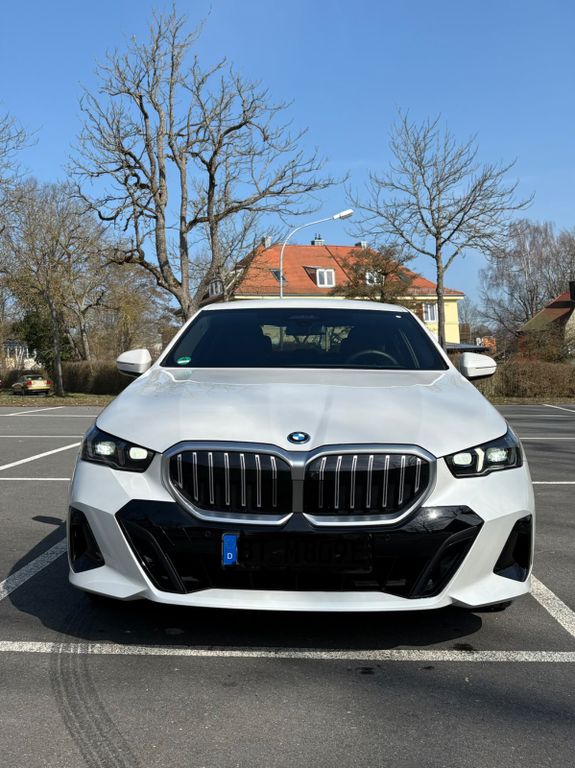 Image of BMW 550