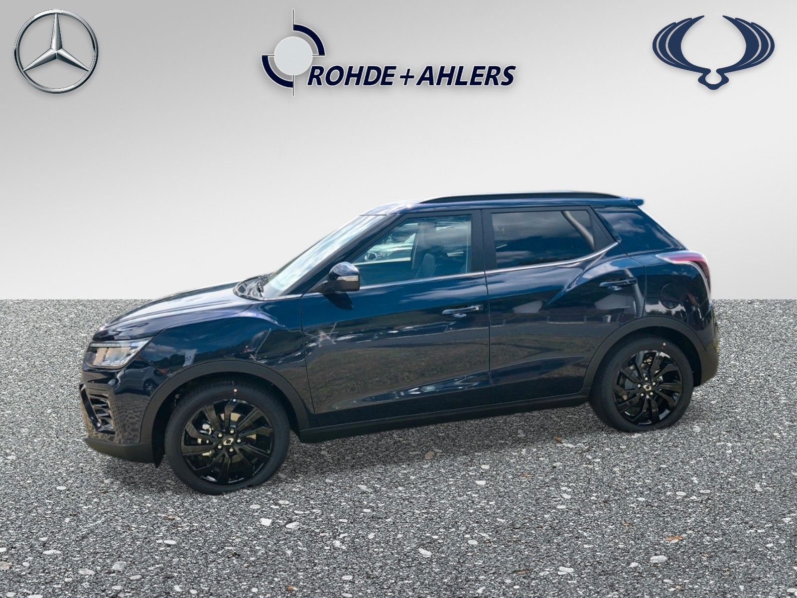 Fahrzeugabbildung Ssangyong TIVOLI Blackline 1,5 P 6 AT 2WD BLACKLINE+MY23+L