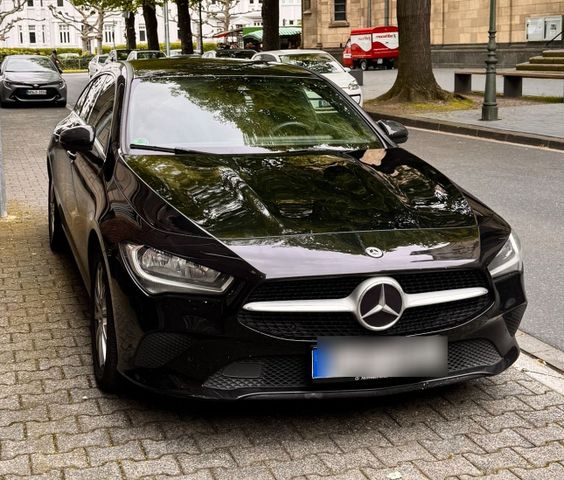 Mercedes-Benz Mercede CLA 200