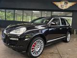 Porsche Cayenne Turbo 4.8 MEMO/SSD/PDCC/PCM/PRIVACY/21" - Porsche Gebrauchtwagen in Göttingen