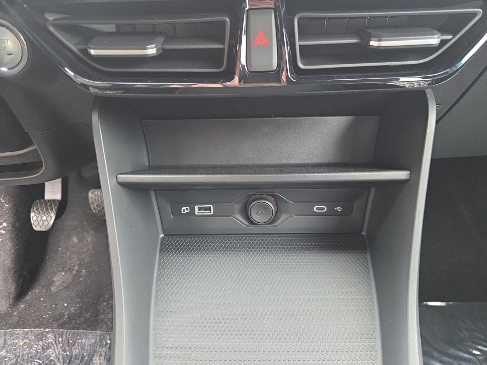 Fahrzeugabbildung MG MG3 3 Comfort 1.5 Benziner 116 PS Schalter *NAVI