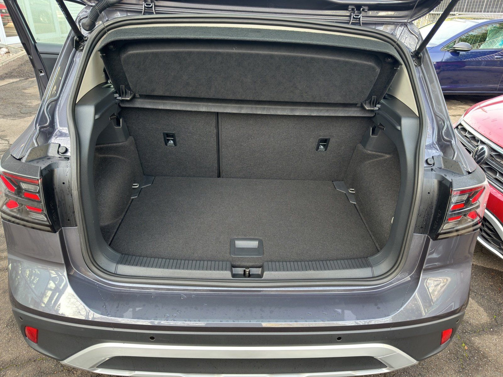 Fahrzeugabbildung Volkswagen T-Cross STYLE 1.0 TSI.AHK.IQ-Light.ACC.Clima.RF-