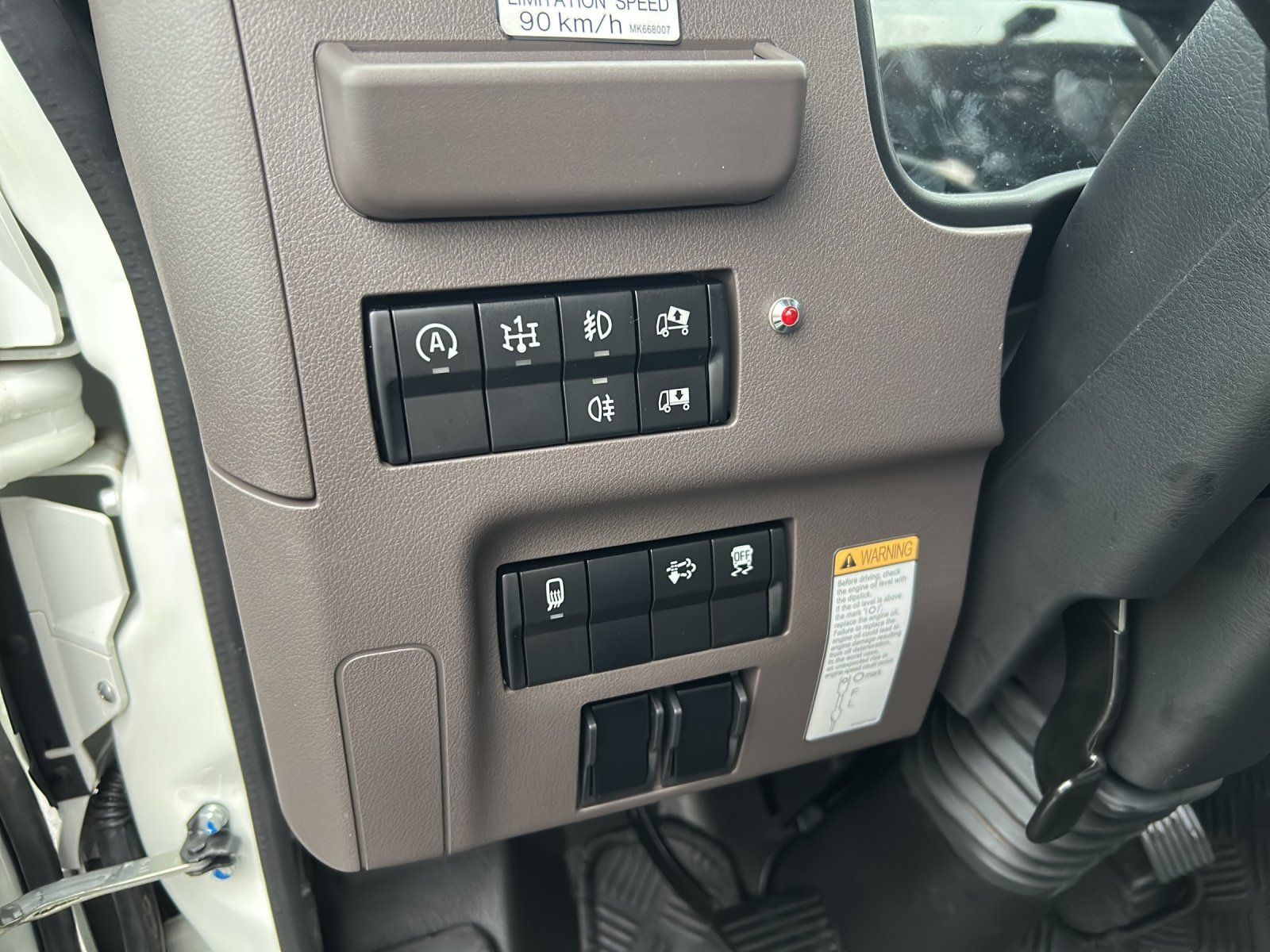 Fahrzeugabbildung FUSO 7C18 4x2 3400 Meiller Kipper