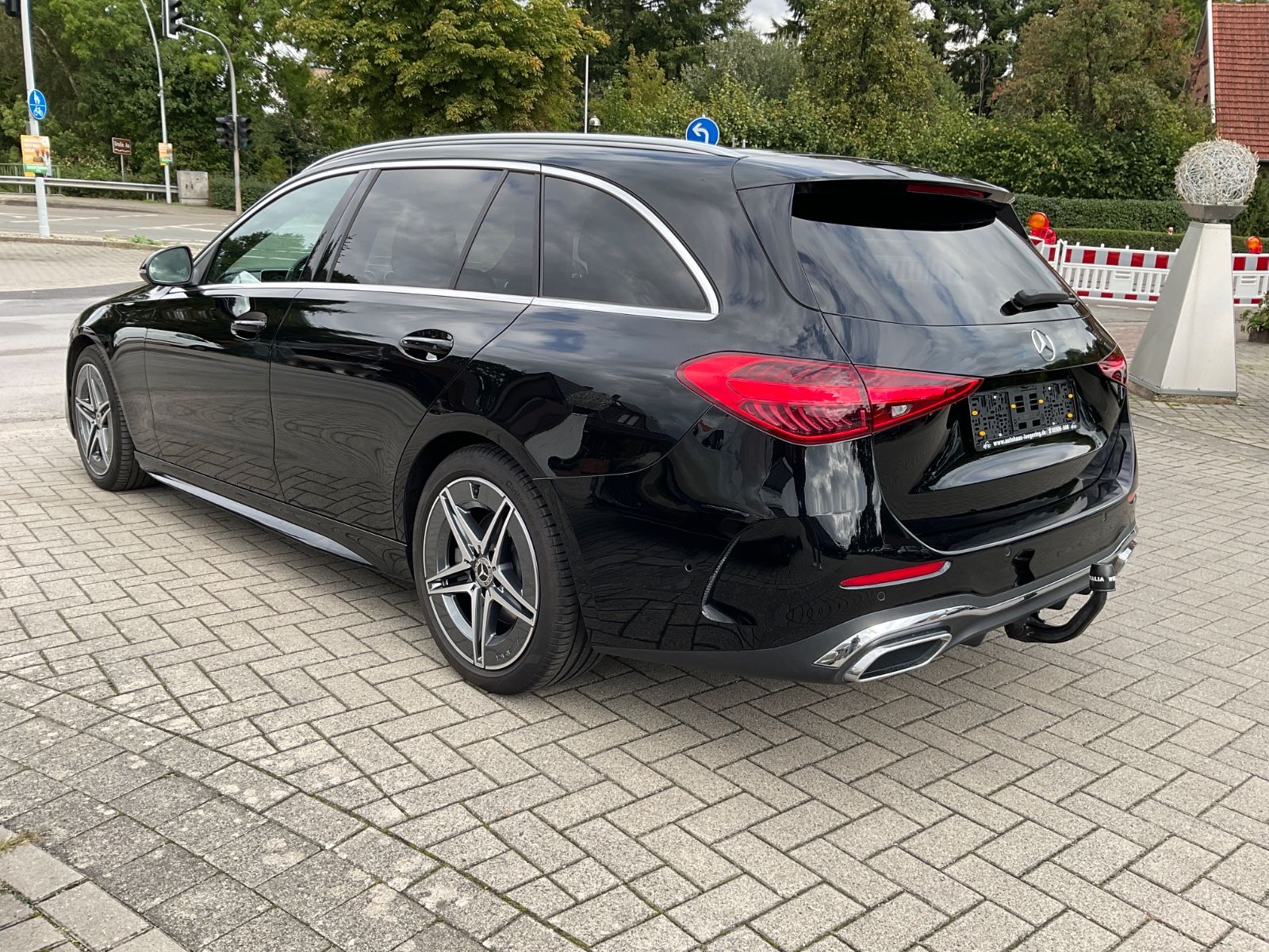 Fahrzeugabbildung Mercedes-Benz C 220 d T Autom.AHK,Kamera,AMG,Carplay