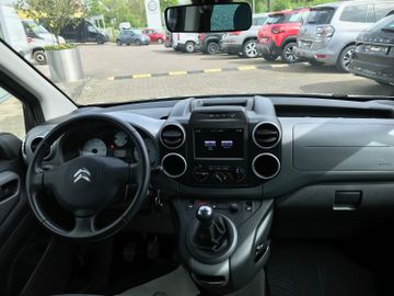 Fahrzeugabbildung Citroën Berlingo Kombi 1.6 Selection CarPlay PDC uvm.