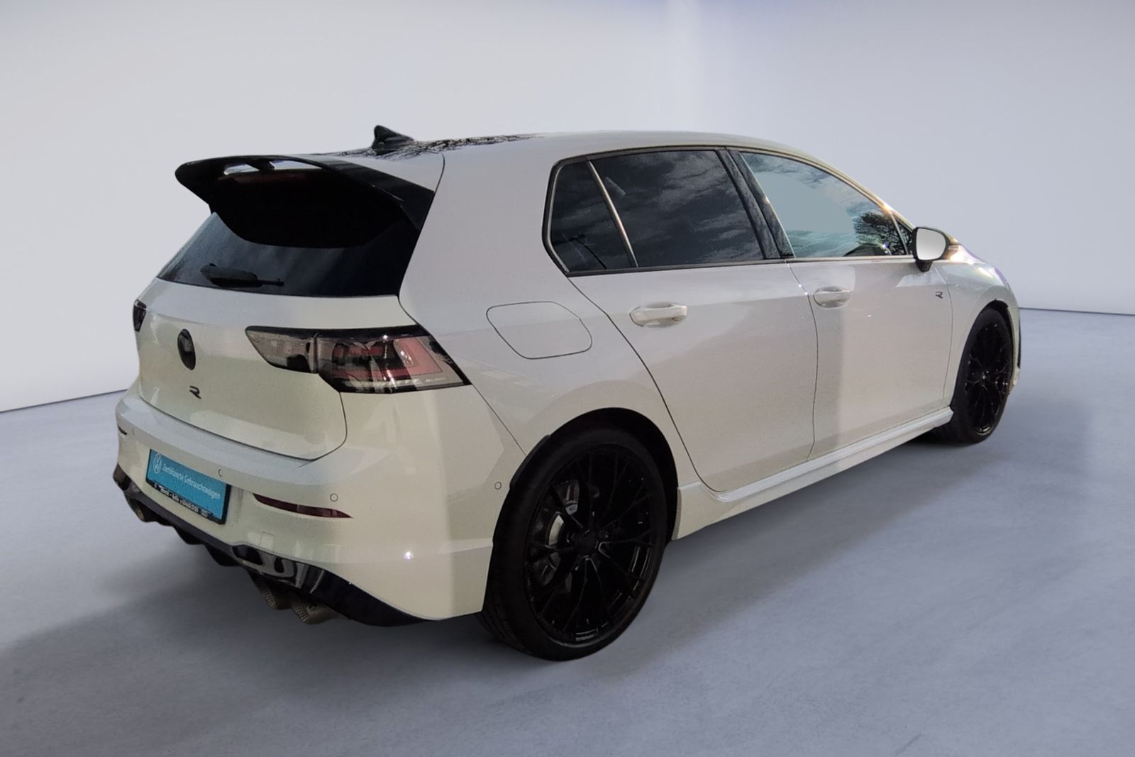 Golf VIII R BLACK EDITION 4MO AKRA+LEDER+PANO+