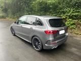 Mercedes-Benz B 220 DCT -
