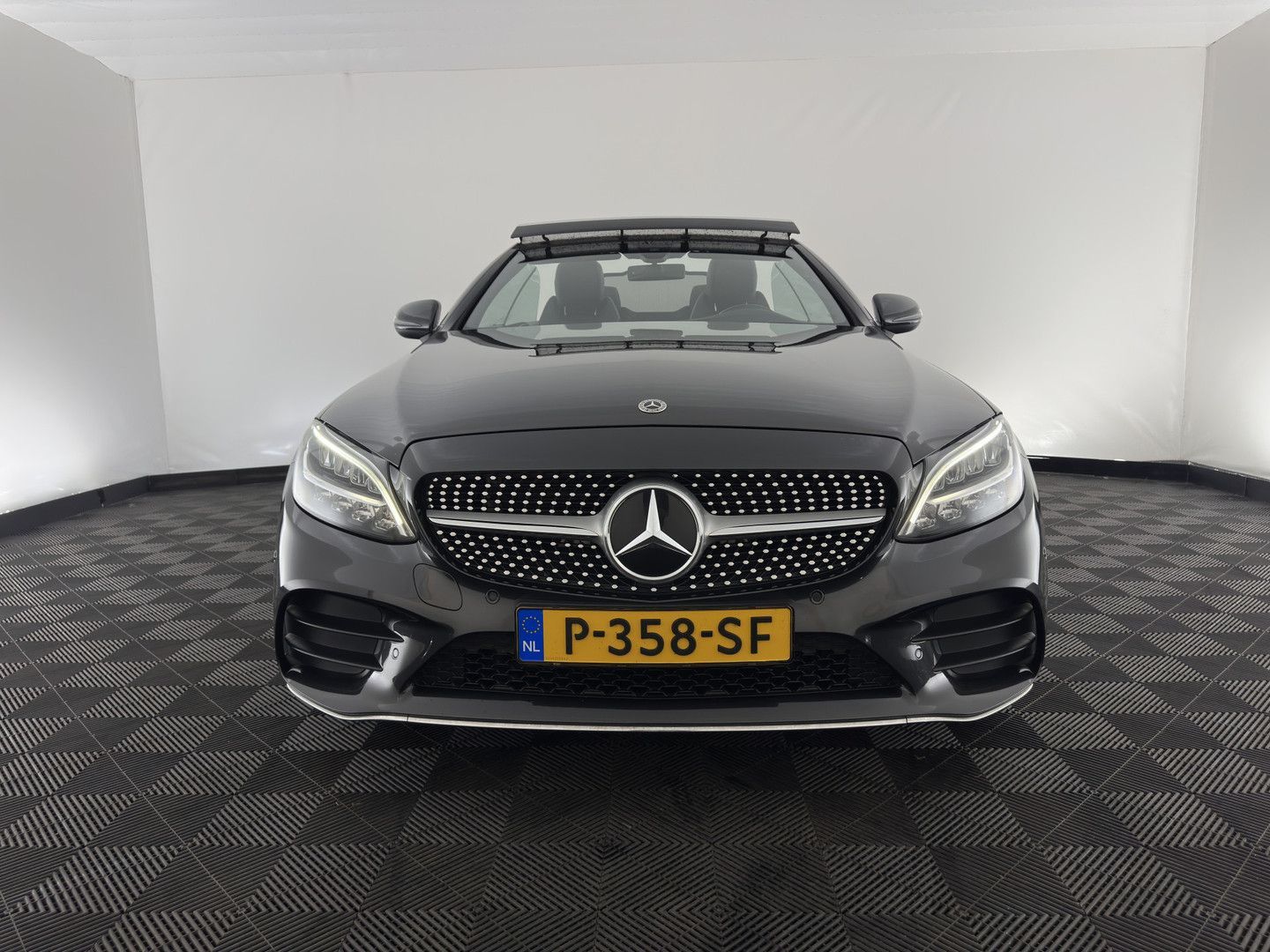 Mercedes-Benz C 200 Cabrio AMG Line (INCL-BTW) Aut. *LEATHER-M imagem 3