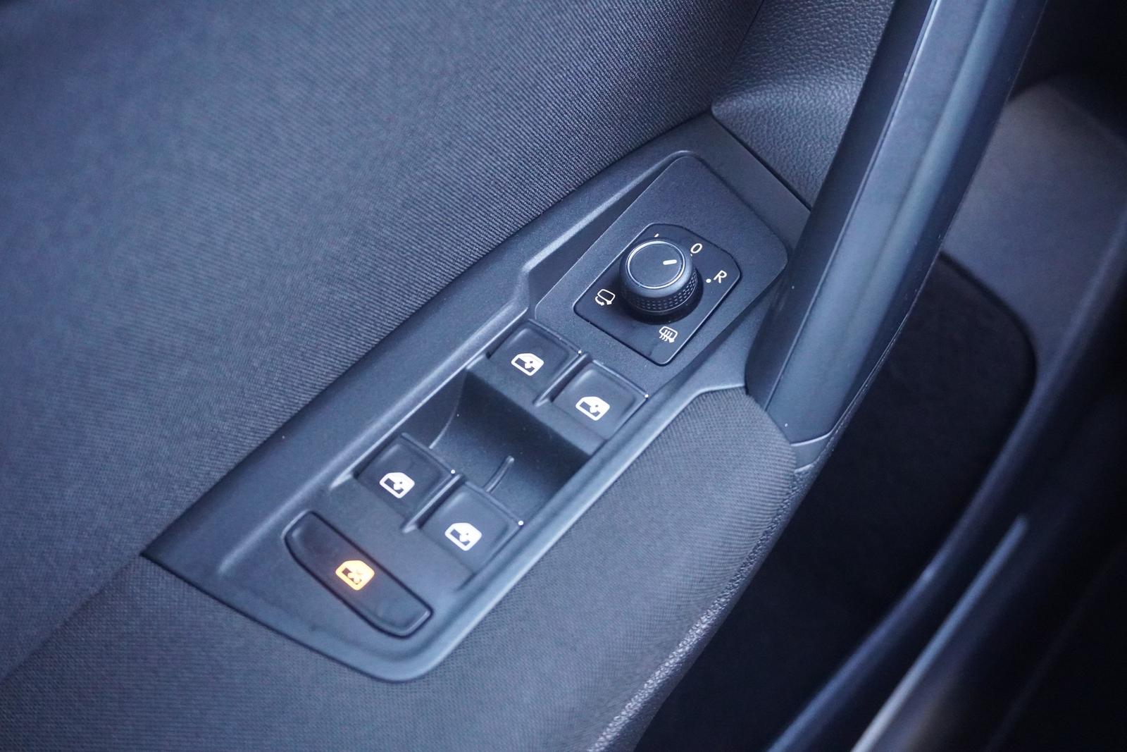 Volkswagen Tiguan 1.5 16V TSI Comfortline LED Navi AHK
