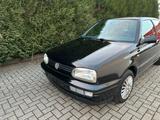 Volkswagen Golf III - Volkswagen Golf Kleinwagen Ii mit Benzin-Antrieb