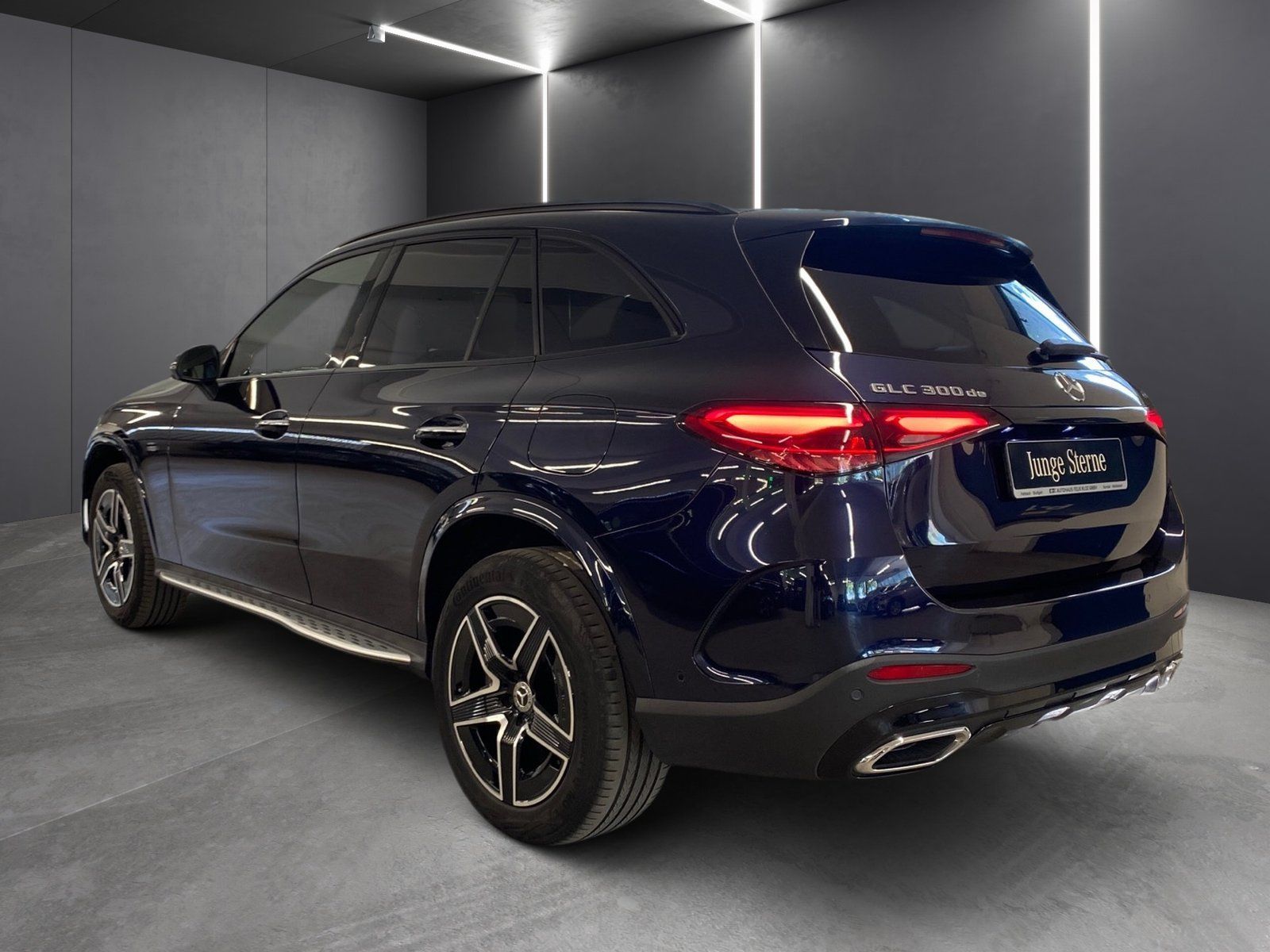 Fahrzeugabbildung Mercedes-Benz GLC 300 de 4M AMG*Distronic*AHK*Burmester*Memory