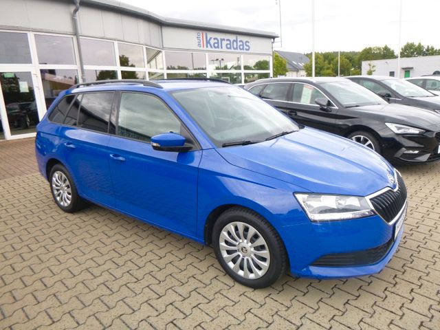 Fahrzeugabbildung Skoda Fabia 1,0 TSI Kombi >NAVI/Einparh/SmartLink<