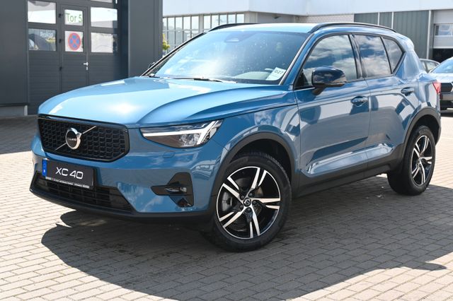 Volvo XC40 B3 DKG Plus Dark*360°*PANO*ACC*AHK