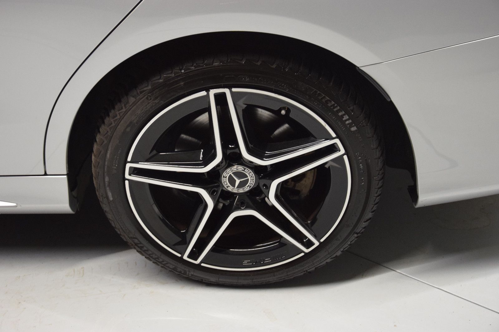 Fahrzeugabbildung Mercedes-Benz C 200 C T-Modell C 200 4Matic Vollleder ACC 360°