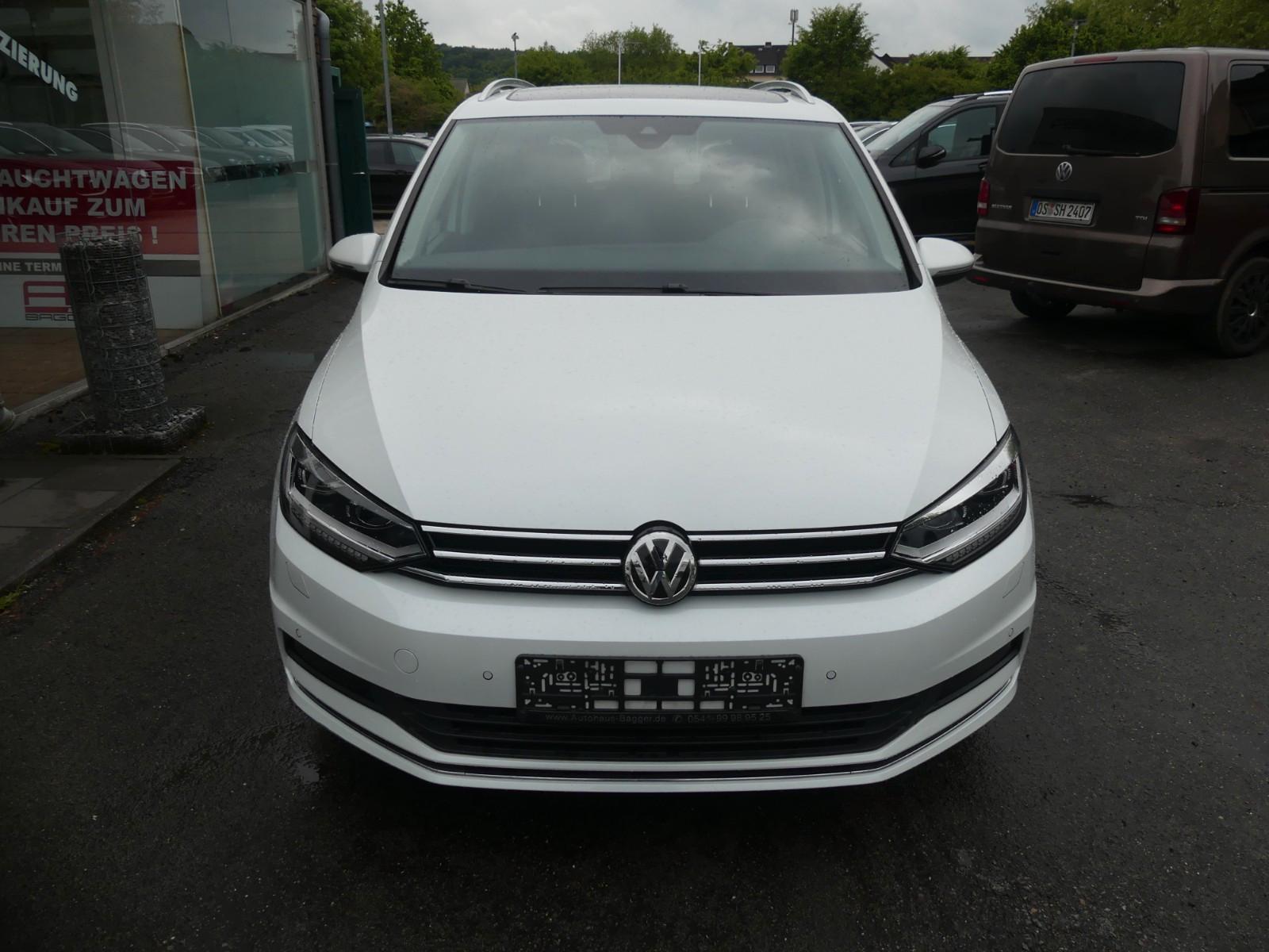 Volkswagen Touran Sound BMT*7-Sitzer*  *DSG* *Pano* *AHK*
