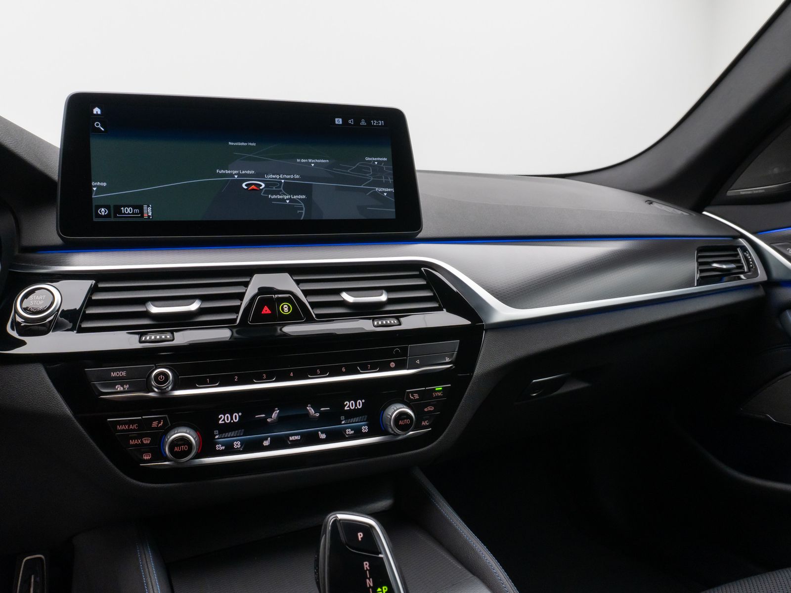 Fahrzeugabbildung BMW 530d xD M Sport Laser Kamera HUD DAB H/K 4xKlima