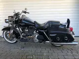 Harley-Davidson Road King Classic - Motorräder in Bielefeld